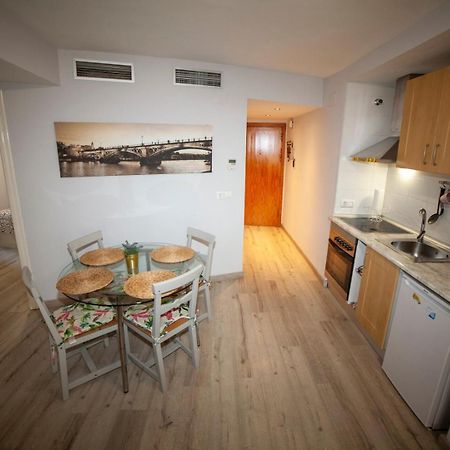 Apartamento Fedelena Siviglia Esterno foto