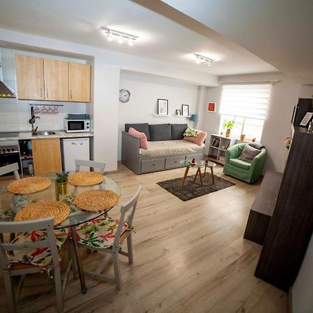 Apartamento Fedelena Siviglia Esterno foto